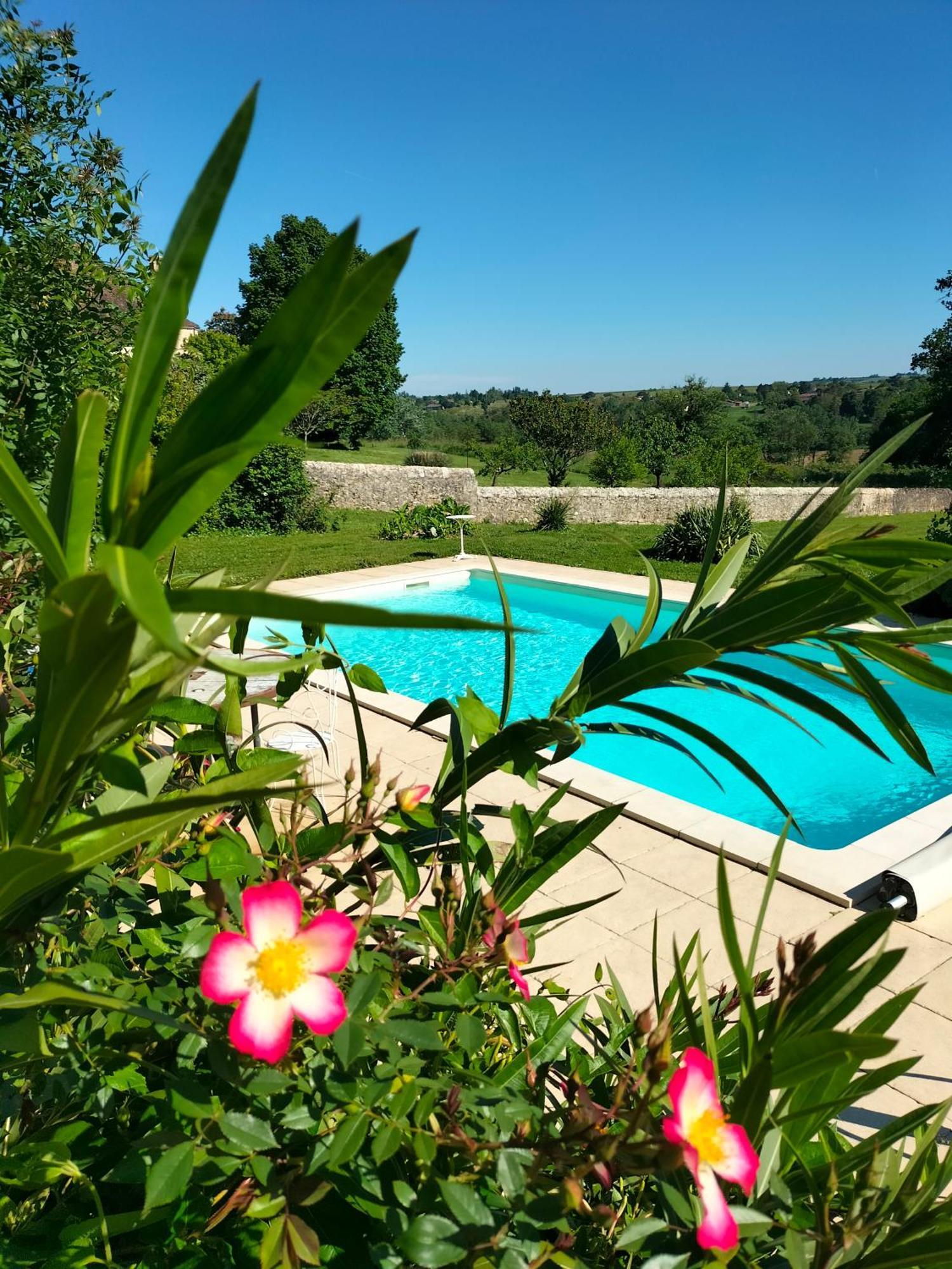 Chambres 2 Personnes Dans Notre Maison Girondine Saint-Martin-de-Lerm Exteriör bild